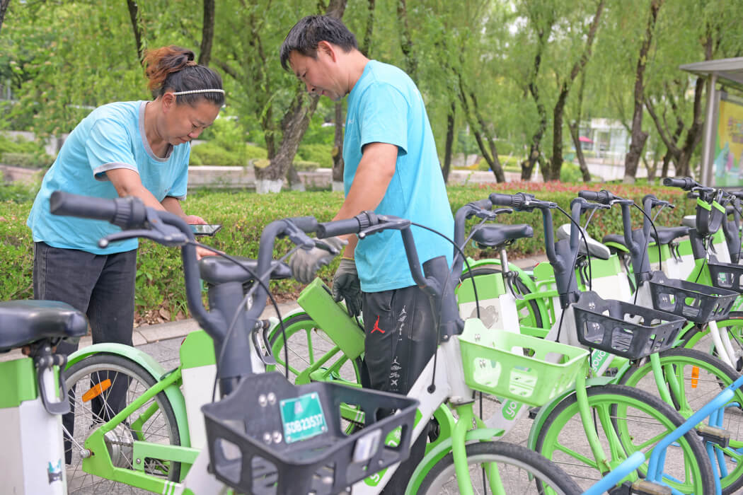 追著星光與晨光，守護(hù)城市通行“最后一公里”